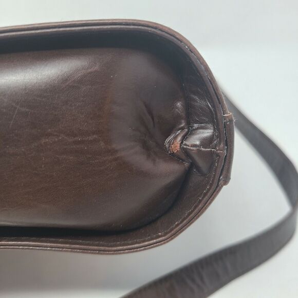 Vintage Stuart Weitzman Brown Tan Classy Designer Leather Purse 21" Drop Strap - Picture 7 of 12